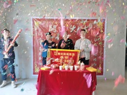 铜仁高标装饰怡馨苑刘哥雅居开工大吉
